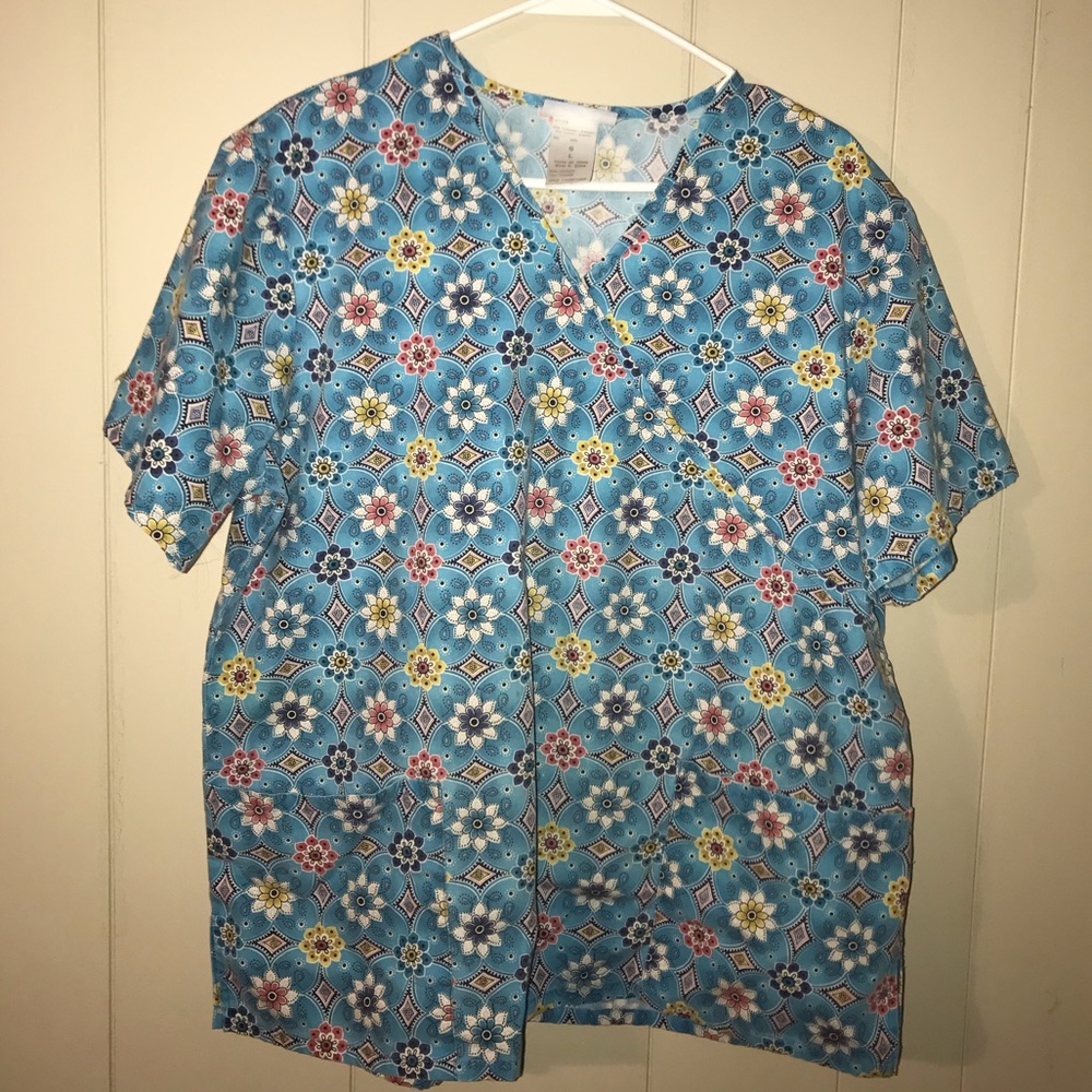 🧡5 for $20🧡 Scrub Top